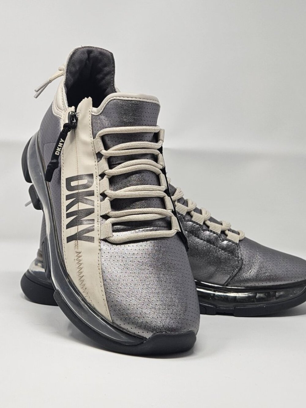 DKNY Tokyo Slip on Sneaker. Size 8. Gunmetal - Picture 2 of 5